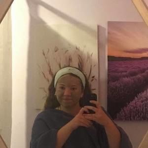 Meet your Posher, Katelyn